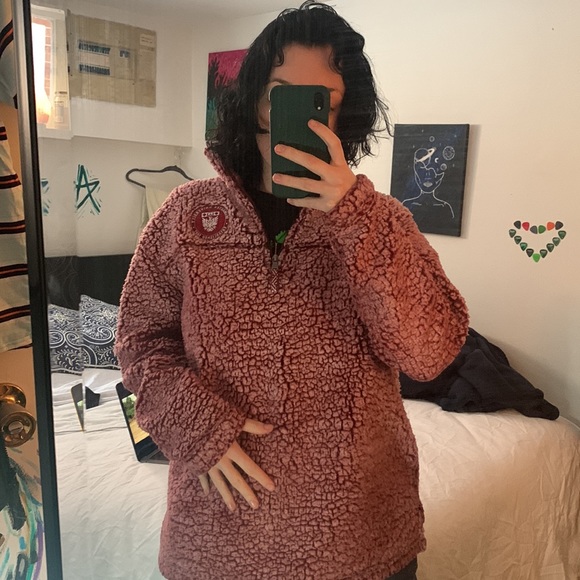 McMaster fluffy sweater - Picture 2 of 2